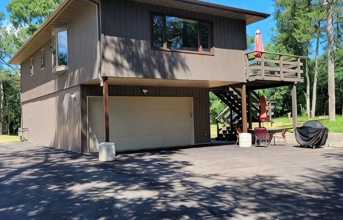 2 Bedroom Coach House, Green Lake, WI