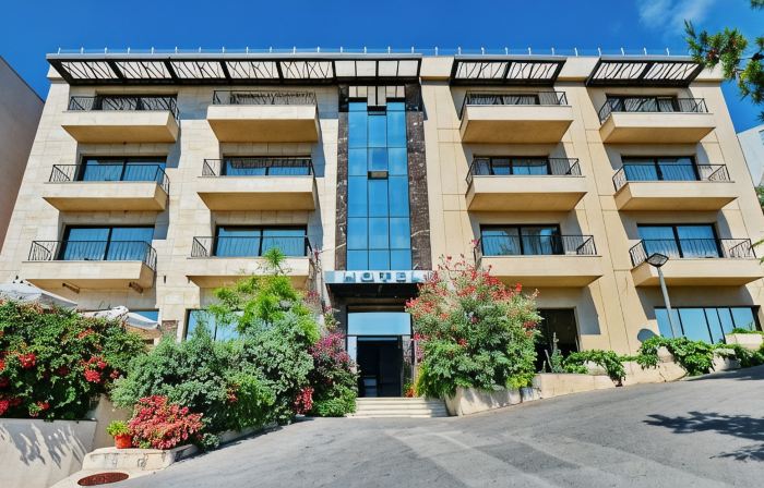 Hotel & Apartments HEC Residence