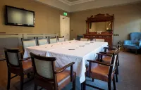 Creighton Hotel - 3-Star