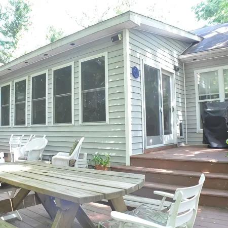 Home Away From Home,  pet friendly retreat!