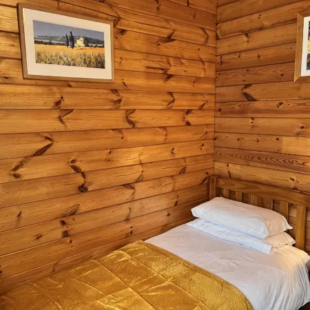 Cherry Lodge, Cedar Springs, Self Catering Log Cabin, Heacham,Close to the Beach