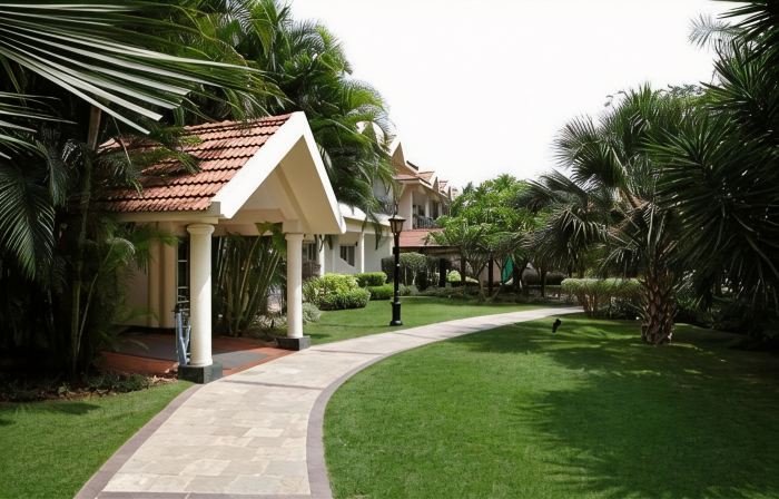 Palm Meadows Resort