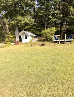 Cozy little lake cottage on Buck Lake! - 4-Star