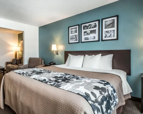 Sleep Inn & Suites Mount Vernon - parking
