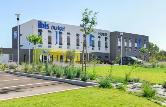 宜必思快捷聖馬丁德克勞卡馬格酒店