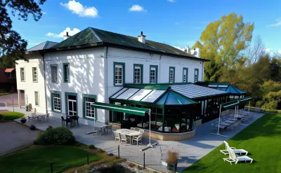 Logis - Hotel Restaurant la Sapinière Hotel di Pas-de-Calais