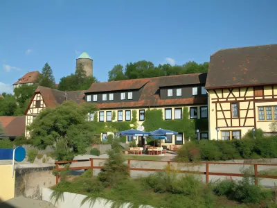 Gaststätte-Gutshof Peter Unbehauen Hotels in Dombühl