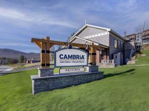 Cambria Hotel Lake Placid - Lakeside Resort