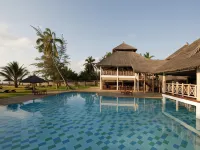 Neptune Palm Beach Boutique Resort & Spa - All Inclusive - Beach