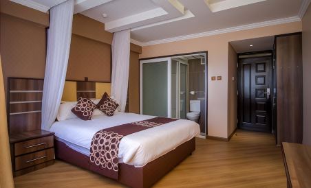 Airport Landing Hotel - Housity