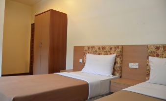 Iris House Resort - Housity