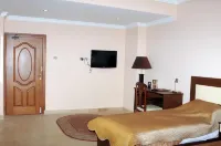 Pameer Hotel Hotel di Mingora