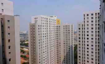 Apartment Green Bay Pluit - Studio Room