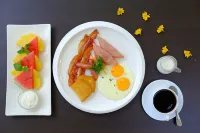 One Central Hotel & Suites - Frühstück