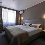 Meereen Hotel (Мирин) Отели рядом с достопримечательностью «Невинномысский Историко-Краеведческий Музей»