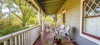 Oak Hill Bed & Breakfast Hotels in Ashland