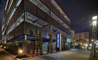 Hotel Route Inn Chiba Newtown Chuo Ekimae - Narita Airport Access Line - Housity