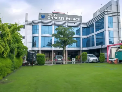 Hotel Ganpati Palace Hotels in Mathura