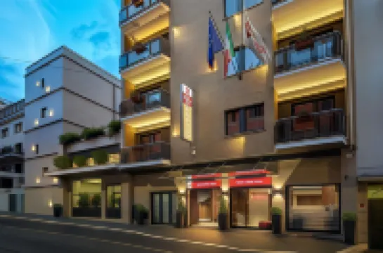 The Spring House Hotel Rome Vatican, Tapestry Collection by Hilton