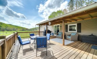 Cozy Huntingdon Escape 19 Mi to Penn State Univ!