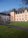 Château du Pont d'Oye Hôtels à proximité de : Église Saint-Donat d'Arlon