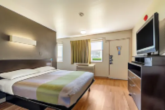 Studio 6 Monroe, la - Hwy 165