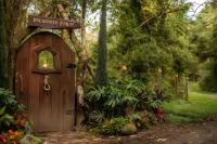 Owl's Watch Nature Retreat Hotels near Ecoparque Los Yarumos