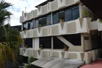 Lima's Hotel Hotels in Kubu Gulai Bancah