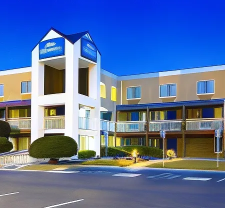 Baymont by Wyndham Savannah Midtown