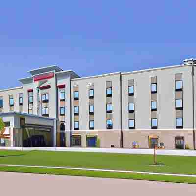 Hampton Inn Omaha Airport Hotel Exterior