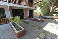 Red Coral Cottage Hotels near Tanjung Rhu Beach