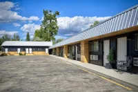 Outdoors Inn Hotels in Bonner County