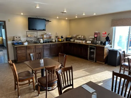 Boarders Inn & Suites by Cobblestone Hotels - Munising