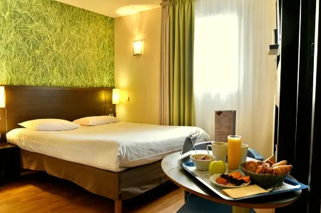 Hôtel Inn Chambéry Отели в г. Сен-Пьер-д'Альбиньи