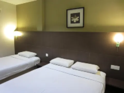 Radiant Hotel Sitiawan Hotel di Sitiawan