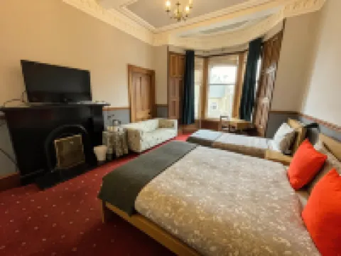 Airdenair Guest House