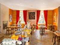 Domaine De Barres Hotels in Lozere