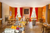 Domaine De Barres Hotels in Châteauneuf-de-Randon