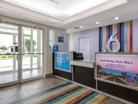 Motel 6 San Antonio, TX - South Hotels near Normoyle Park