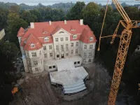 Schlosshotel Neustrelitz Hotels in der Nähe von Kiefernheide Center
