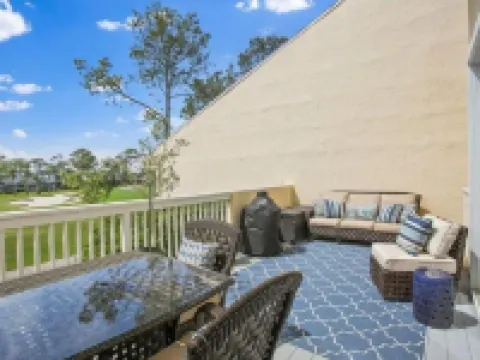 Sawgrass Country Club - 26 Tifton Way - Stunning Golf Course Views! Hoteles en Sawgrass