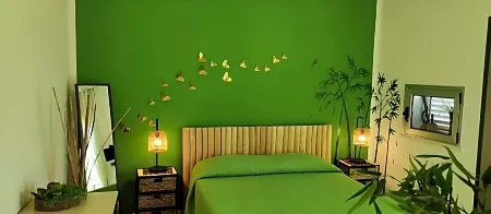 B&B Omer Отели рядом с достопримечательностью «Casa Museo Del Sapone»