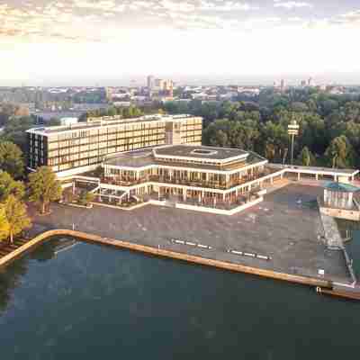 コートヤード バイ マリオット ハノーファー マッシュゼー Hotel Exterior