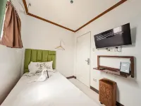 La Choeben Suites St. Peter and Paul Cathedral 주변 호텔
