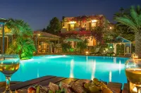Holiday Beach Resort Santorini - Bãi biển