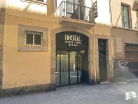 Youth Hostel - Central and Basic Drassanes - Guest houses