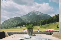 Loisi's Boutiquehotel - Mountain view