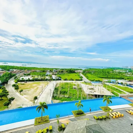Condo in Mactan Newtown with Pool and Beach Access
