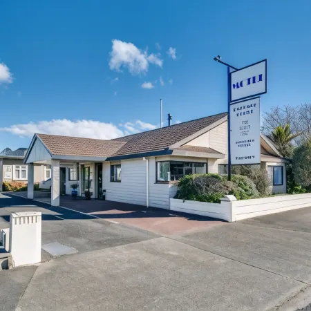 Gardner Court Motel