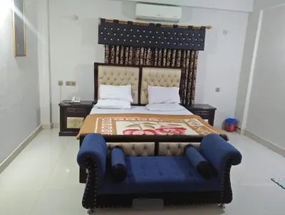 Decent Lodges Hotel Các khách sạn ở 